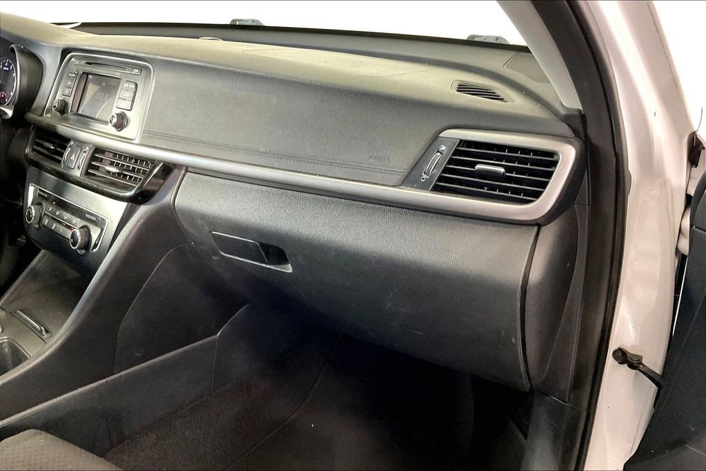 Used 2016 Kia Optima LX image 22