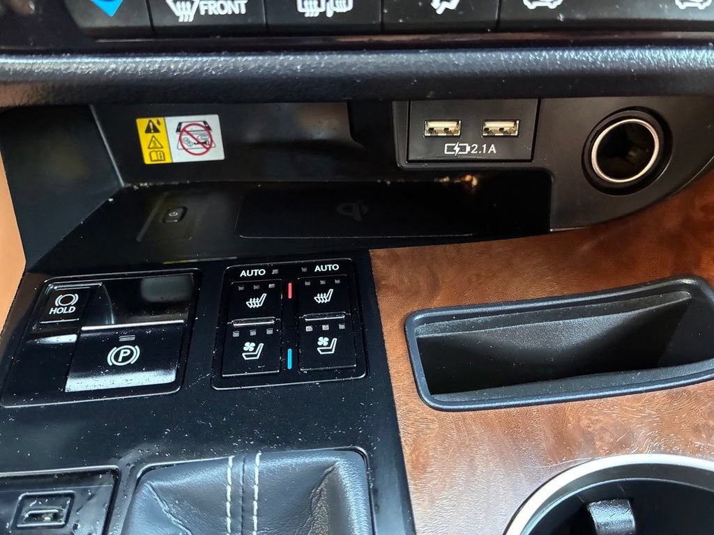 Used 2022 Lexus RX 350L Premium w/ Premium Package AWD/4WD image 30