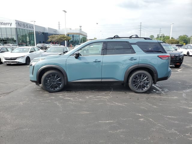 New 2026 Nissan Pathfinder SL w/ SL Premium Package FWD image 4