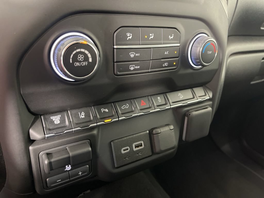 Certified 2026 Chevrolet Silverado 2500 Custom w/ Custom Value Package AWD/4WD image 29