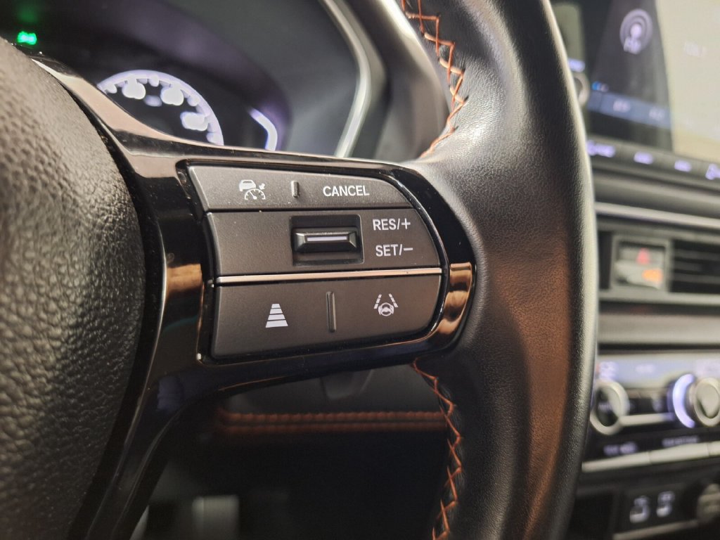 Used 2024 Honda Pilot Sport image 19