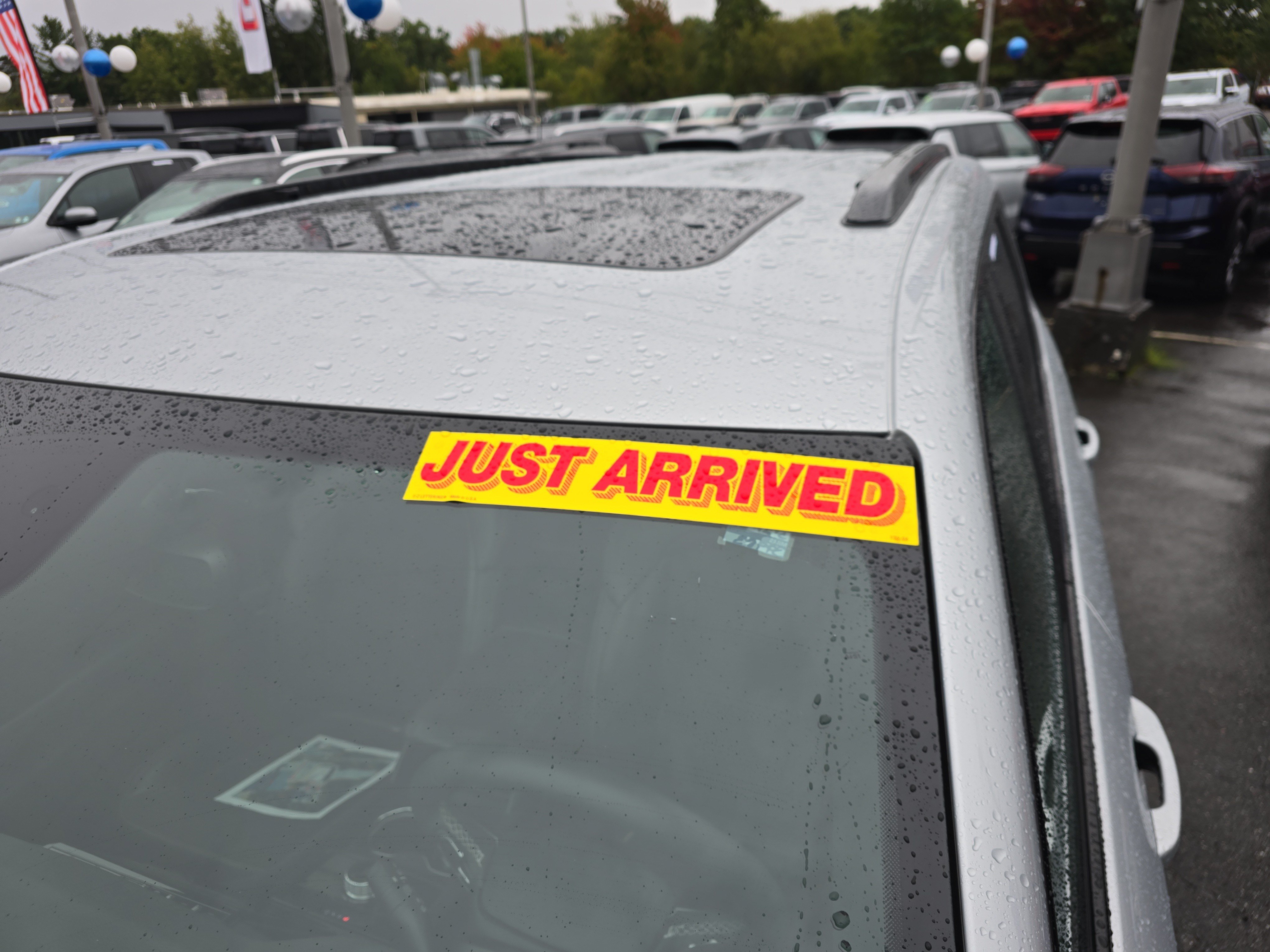 Used 2023 Jeep Grand Cherokee L Altitude AWD/4WD image 12