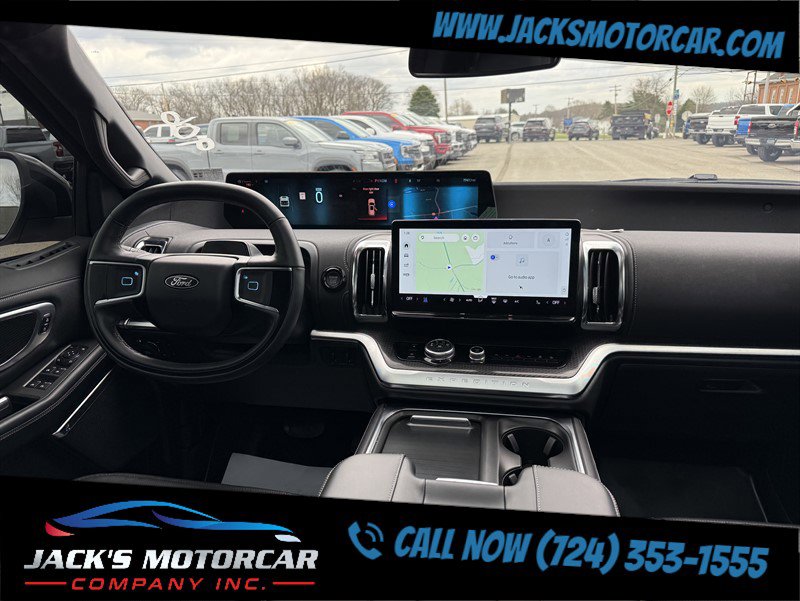 Used 2025 Ford Expedition Platinum w/ Stealth Appearance Package image 20