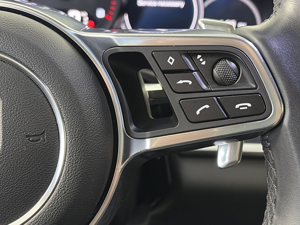 Used 2019 Porsche Panamera image 18