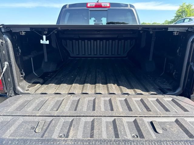Used 2024 GMC Canyon AT4 w/ AT4 Premium Package AWD/4WD image 17