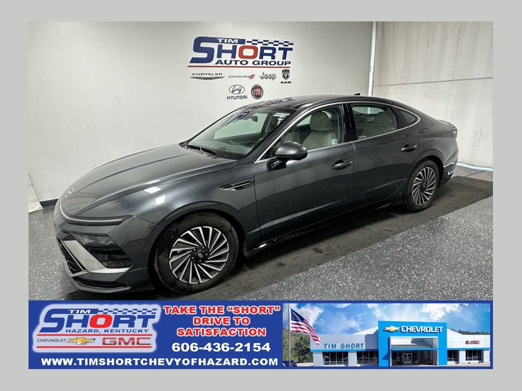Used 2025 Hyundai Sonata Limited image 1
