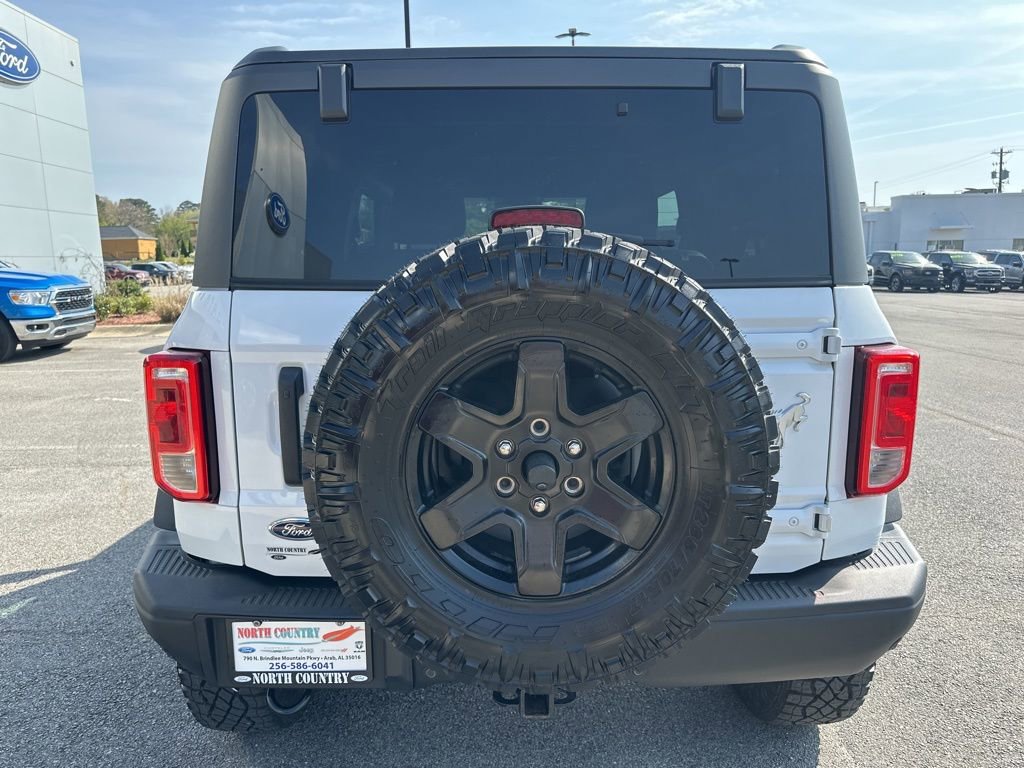 Used 2022 Ford Bronco Black Diamond image 8