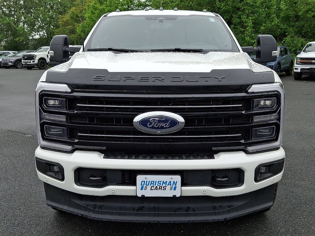 Used 2025 Ford F250 Platinum AWD/4WD image 2