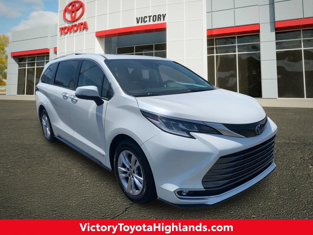 Used 2021 Toyota Sienna Limited