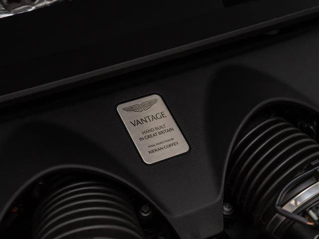 Used 2025 Aston Martin V8 Vantage Coupe image 21