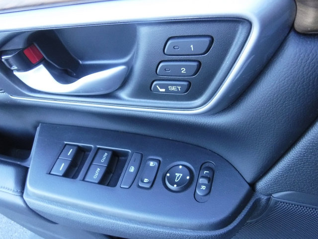 Used 2017 Honda CR-V EX-L image 14