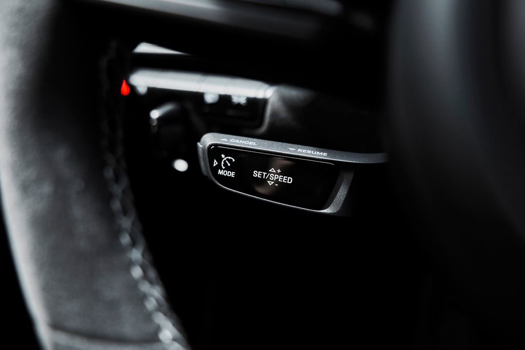 Used 2025 Porsche 911 GT3 RWD image 56