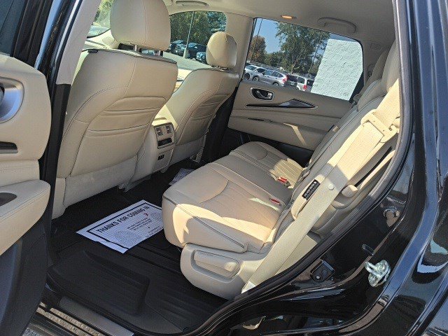 Used 2020 INFINITI QX60 Luxe w/ Essential Package FWD image 14