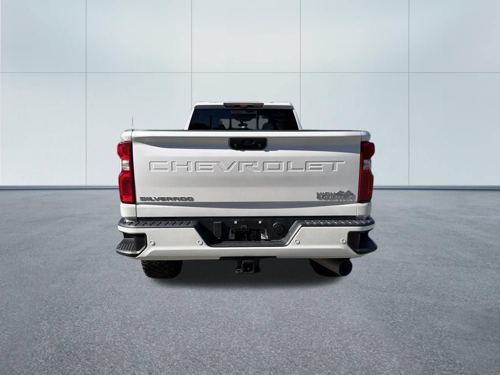 Used 2021 Chevrolet Silverado 3500 High Country w/ Z71 Off-Road Package AWD/4WD image 6