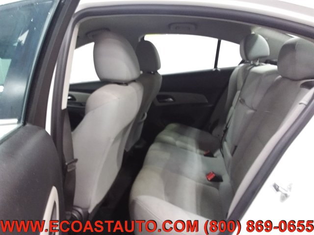 Used 2014 Chevrolet Cruze LT w/ Enhanced Safety Package FWD image 12