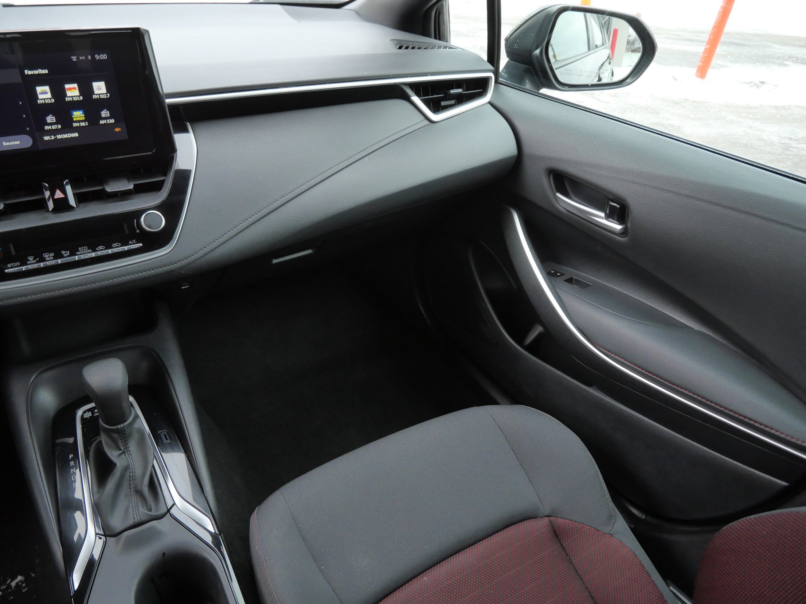 Certified 2024 Toyota Corolla SE image 12