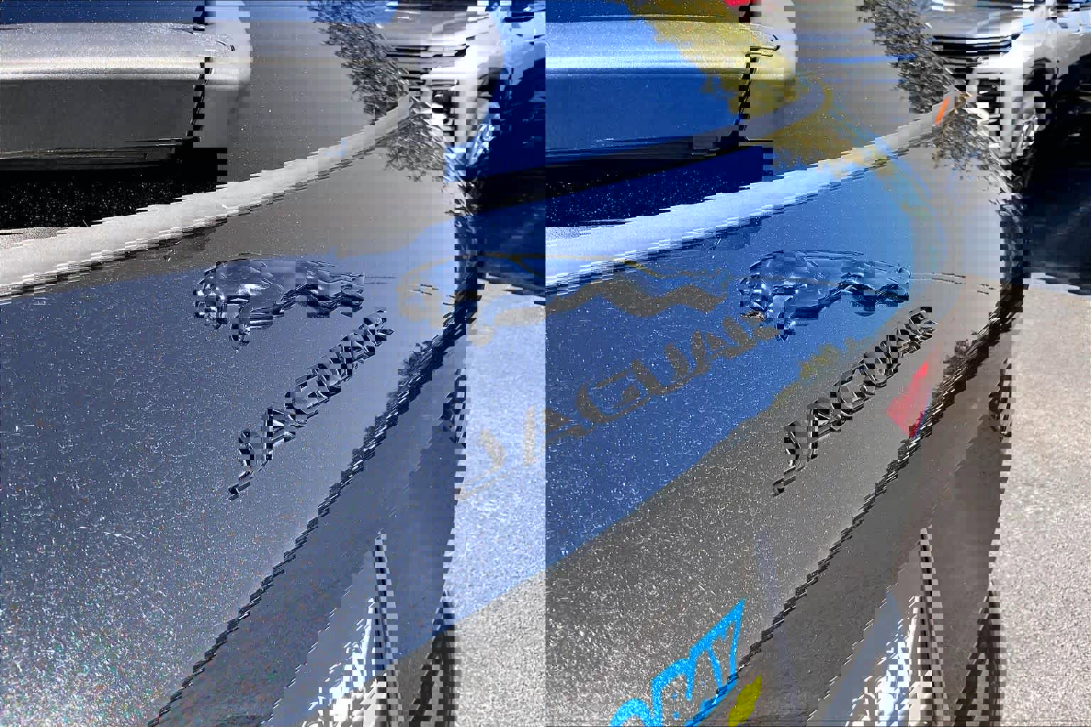 Used 2024 Jaguar F-PACE R-Dynamic S image 9