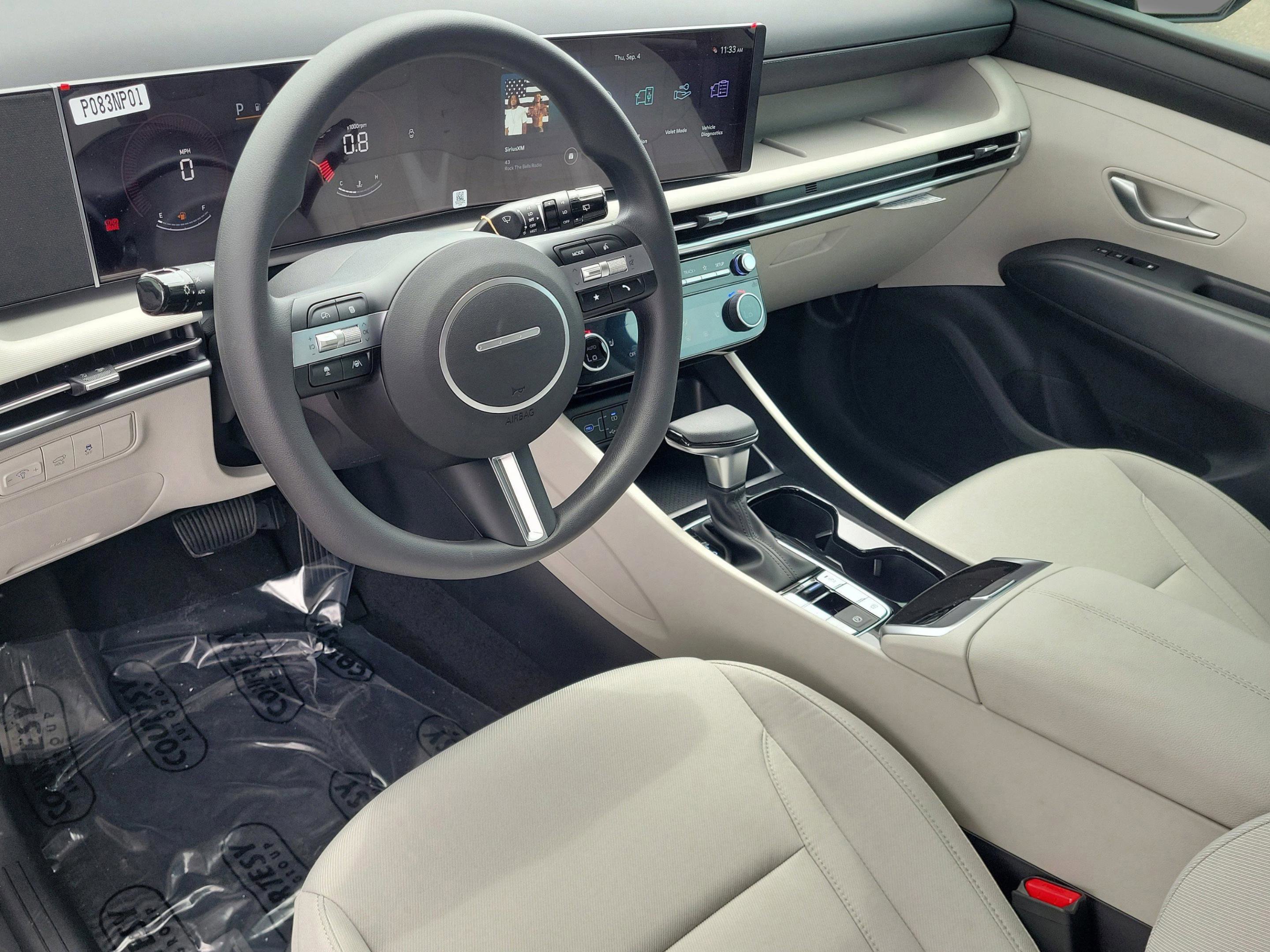 New 2026 Hyundai Tucson SEL image 15