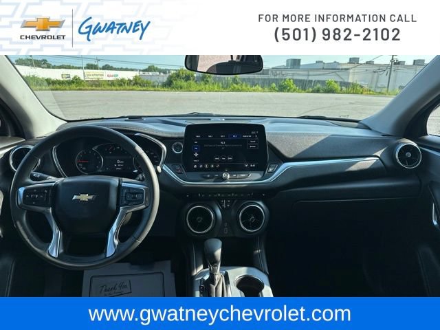 Used 2025 Chevrolet Blazer LT AWD/4WD image 24