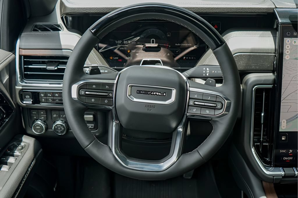 New 2026 GMC Yukon Denali w/ Denali Reserve Package AWD/4WD image 23