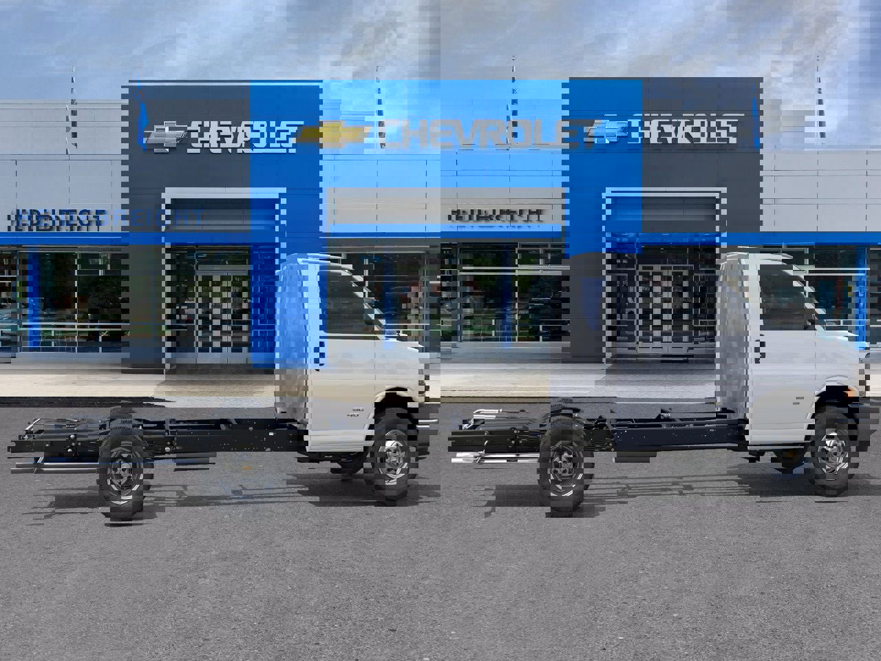 New 2025 Chevrolet Express 3500 w/ Power Convenience Package image 31