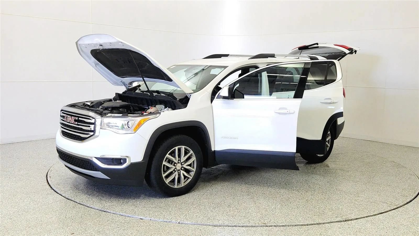 Used 2017 GMC Acadia SLE FWD image 10