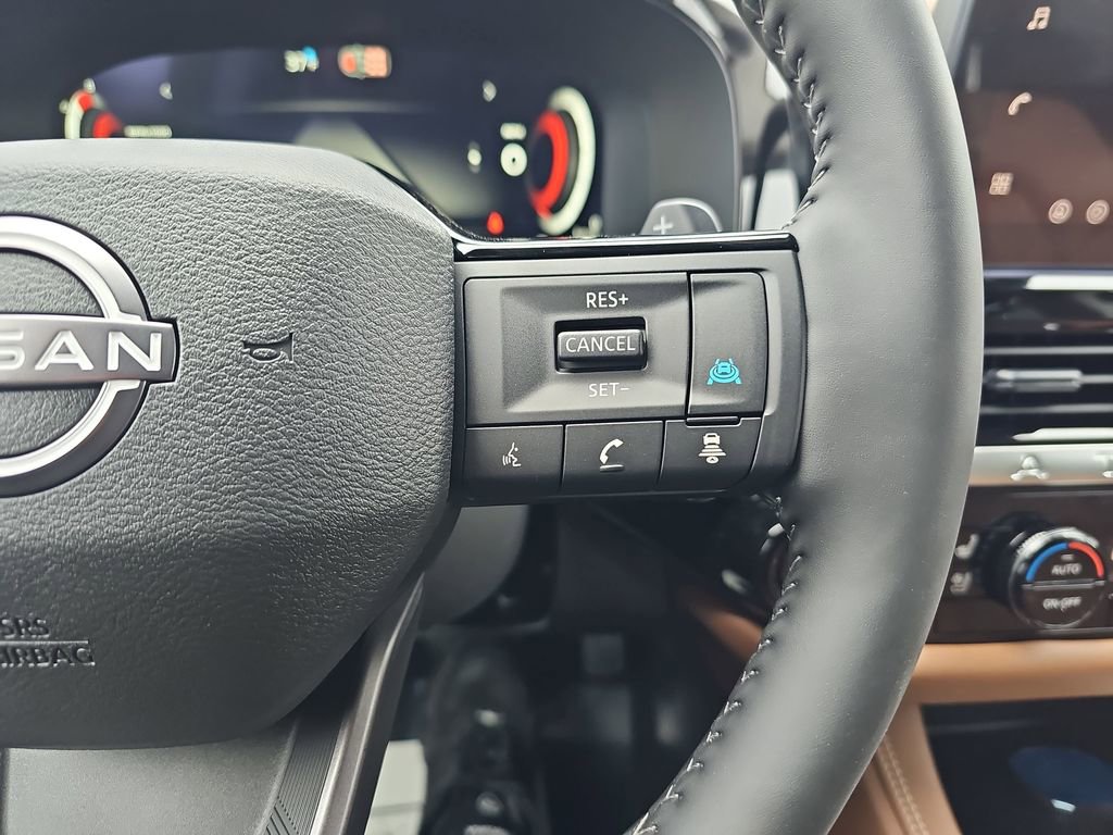 New 2026 Nissan Pathfinder Platinum image 22