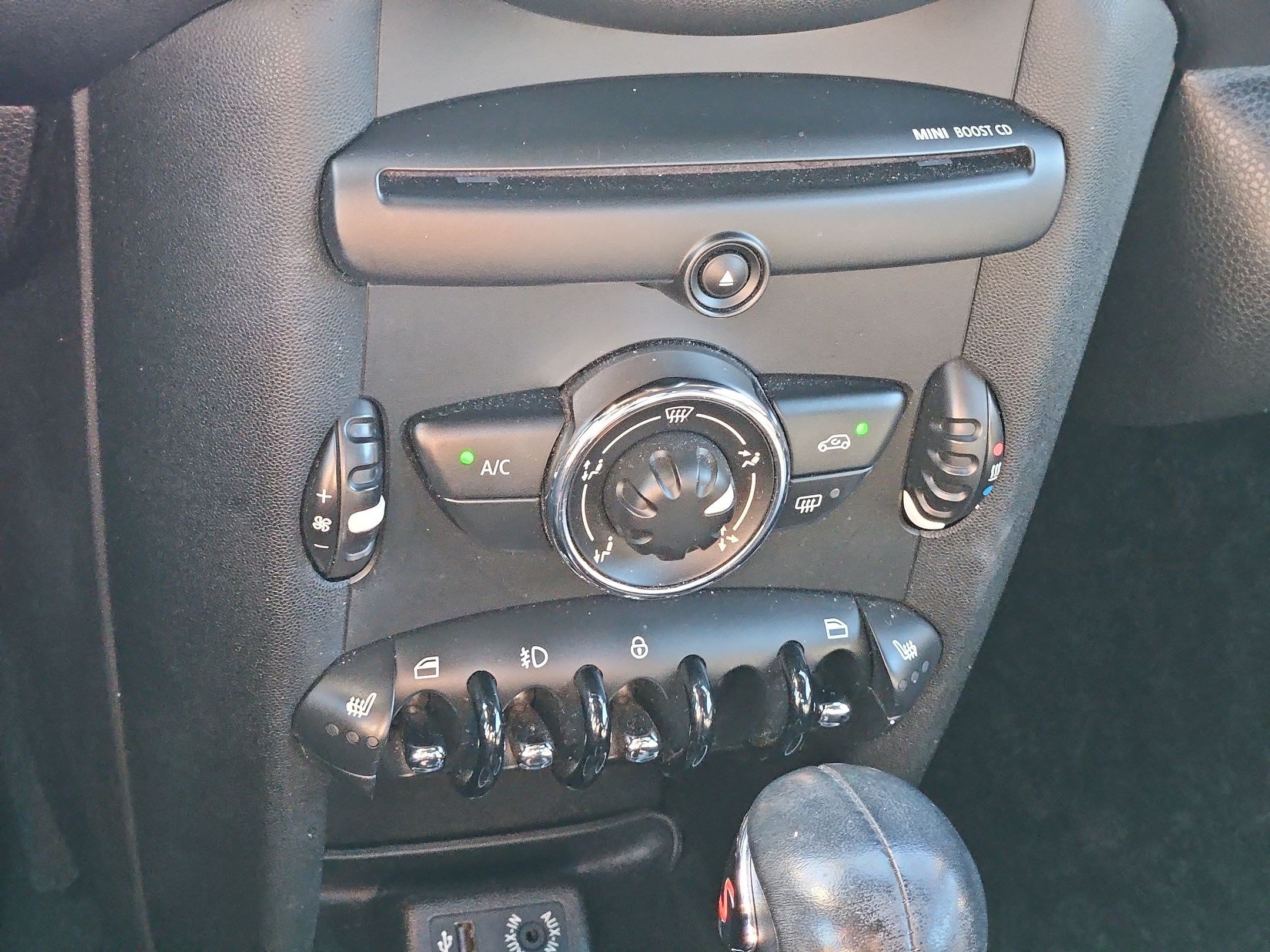 Used 2014 MINI Cooper Roadster S FWD image 19