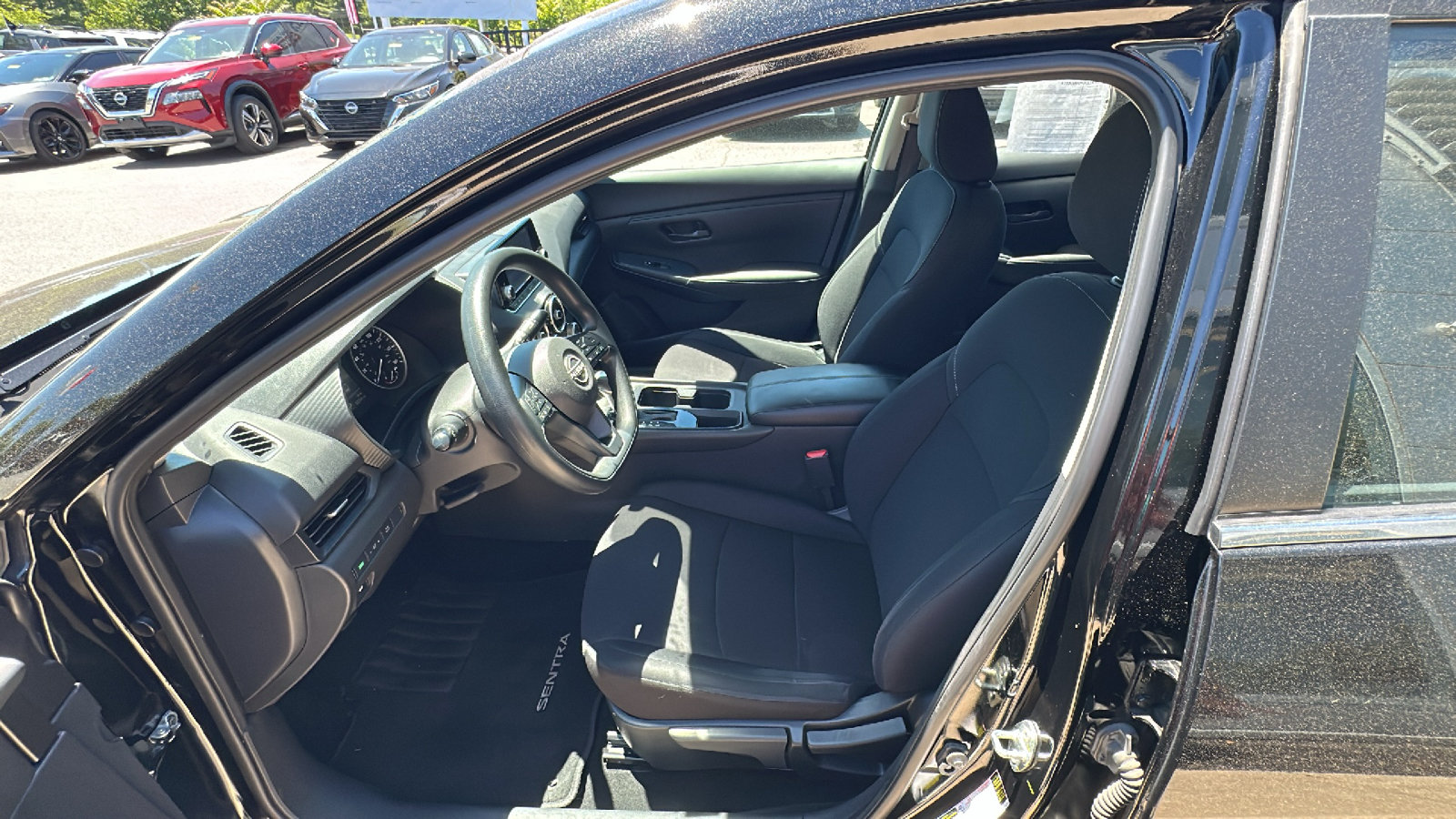 Used 2024 Nissan Sentra S FWD image 11