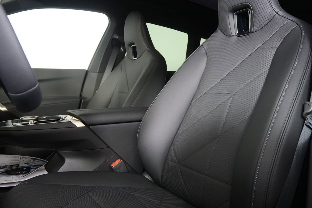 New 2026 BMW iX xDrive45 image 11