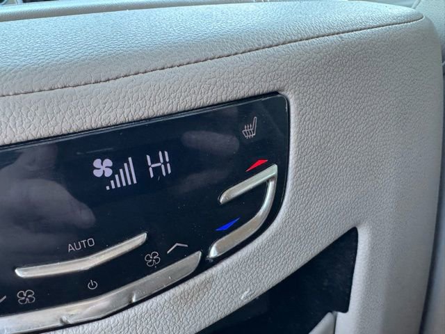 Used 2016 Cadillac Escalade ESV Luxury image 13