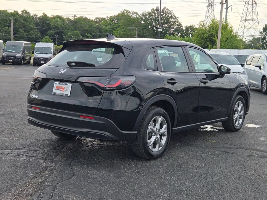 Used 2025 Honda HR-V LX image 19