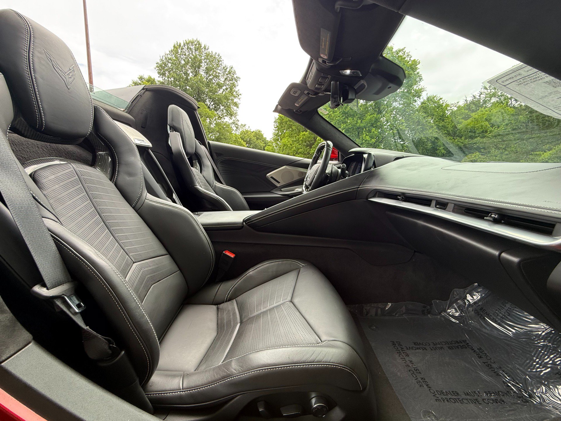 Used 2024 Chevrolet Corvette Z06 RWD image 32