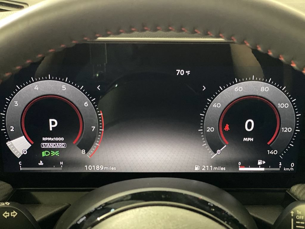 Used 2025 Nissan Kicks SR FWD image 17
