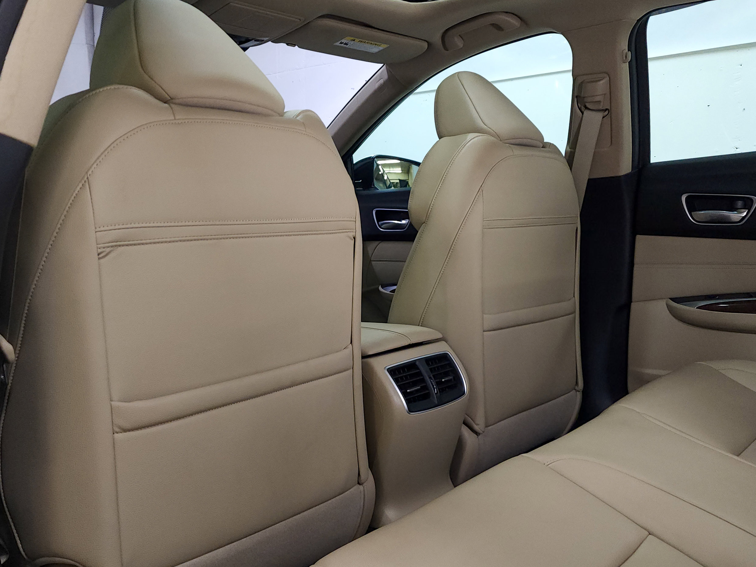 Used 2018 Acura TLX V6 image 39