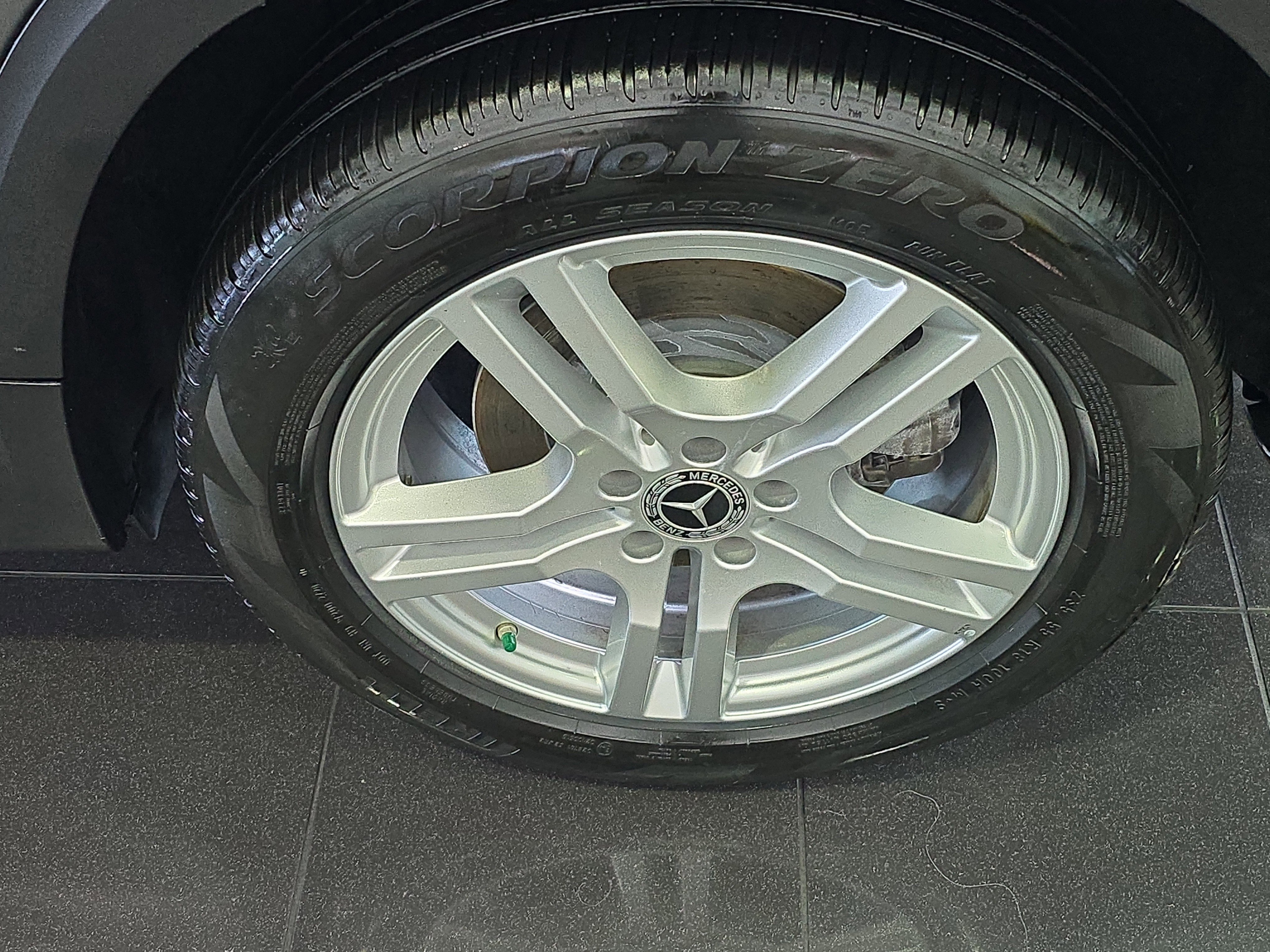 Used 2021 Mercedes-Benz GLB 250 4MATIC image 6