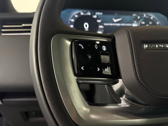 Used 2025 Land Rover Range Rover SE image 35