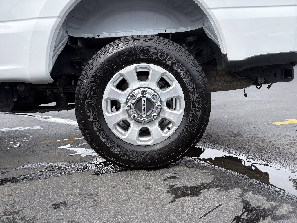 Certified 2024 Ford F350 XLT image 13