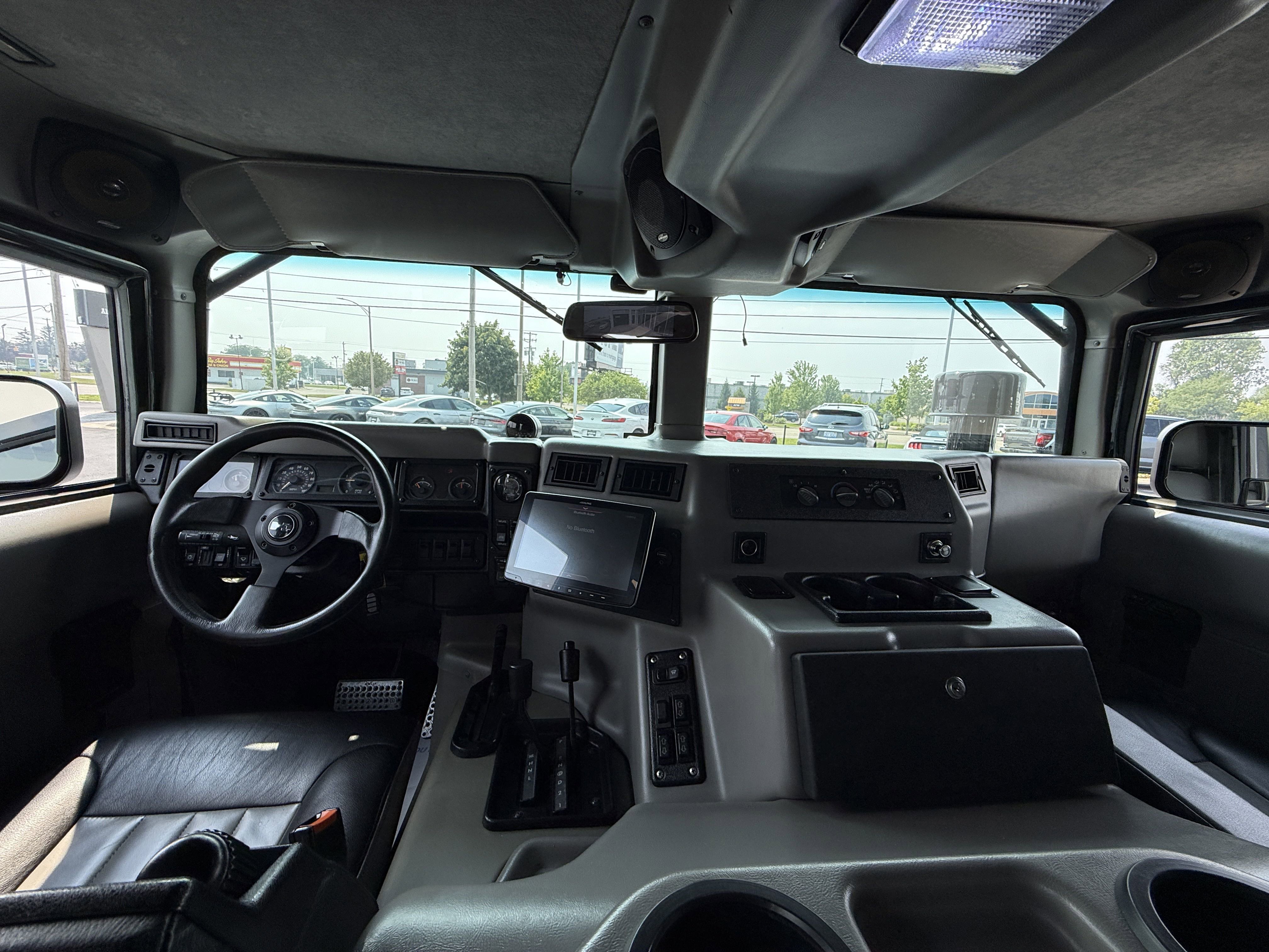 Used 2001 HUMMER H1 4-Door Wagon image 14