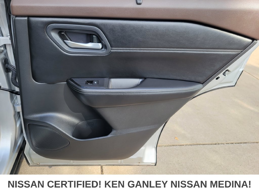 Certified 2023 Nissan Rogue SV w/ SV Premium B Package AWD/4WD image 51