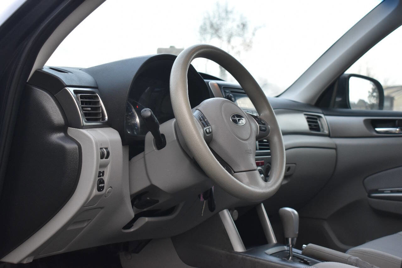 Used 2012 Subaru Forester 2.5X Premium w/ All-Weather Pkg image 17