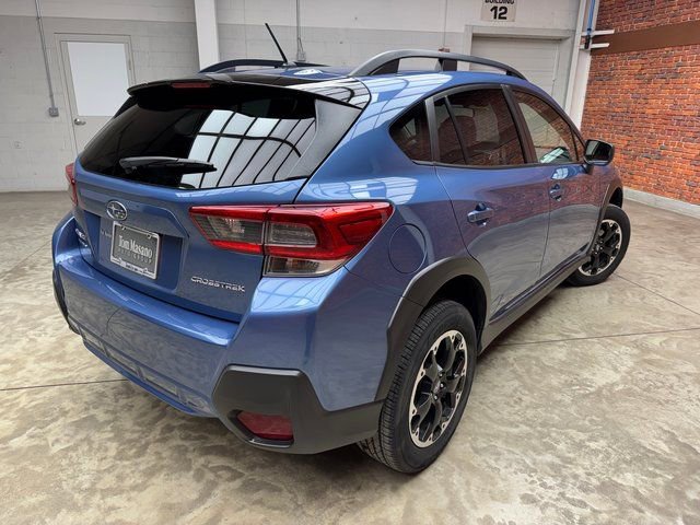 Used 2023 Subaru Crosstrek 2.0i AWD/4WD image 5