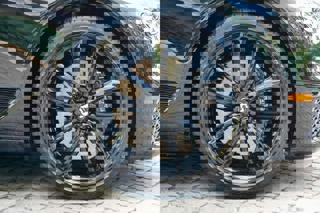 Used 2020 Bentley Continental GT V8 image 34