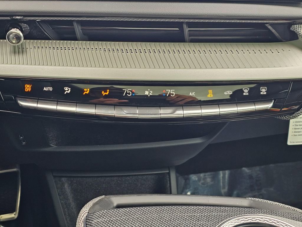 New 2026 Cadillac Optiq Sport 1 image 31