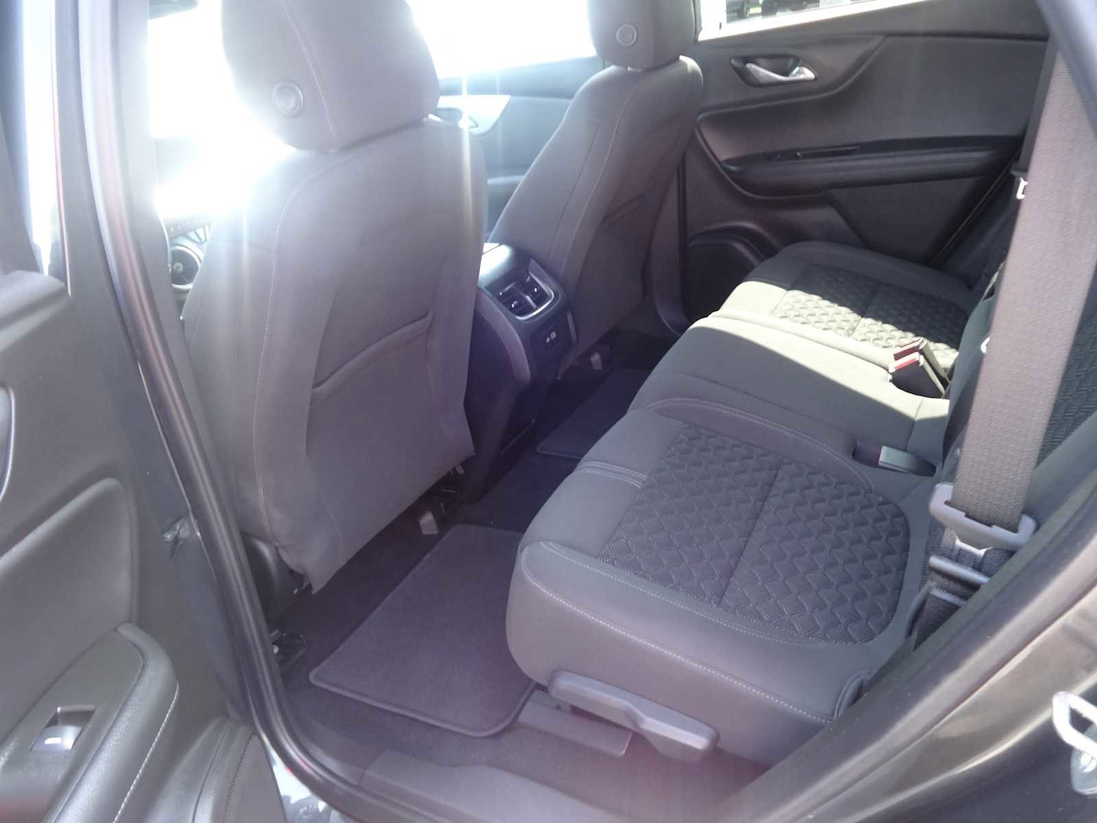 Used 2019 Chevrolet Blazer LT image 11