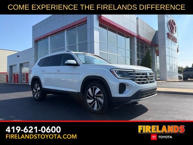 Used 2026 Volkswagen Atlas SEL AWD/4WD image 1
