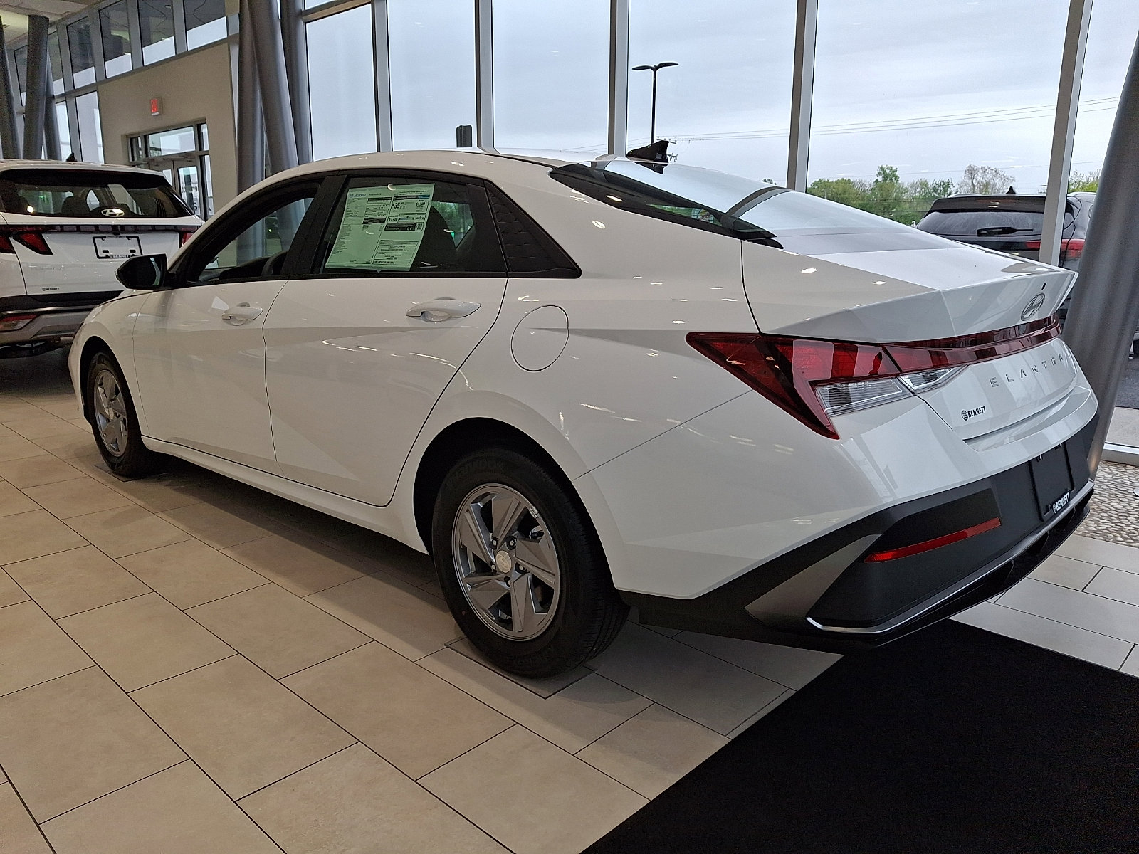 New 2026 Hyundai Elantra SE FWD image 4