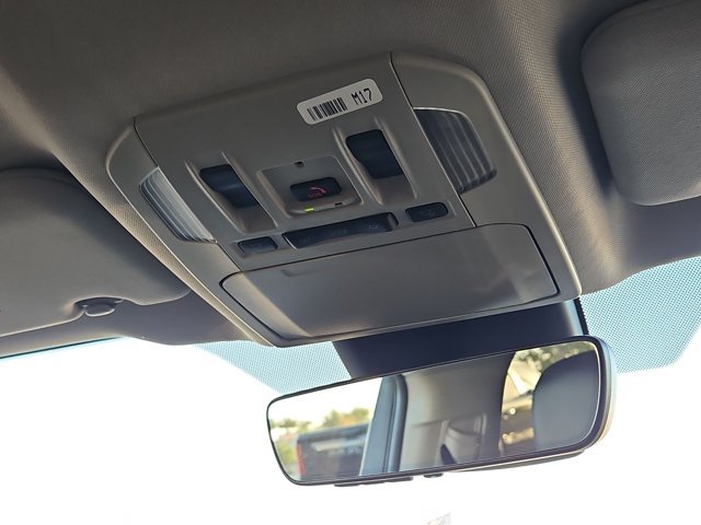Used 2022 Toyota Highlander L FWD image 20