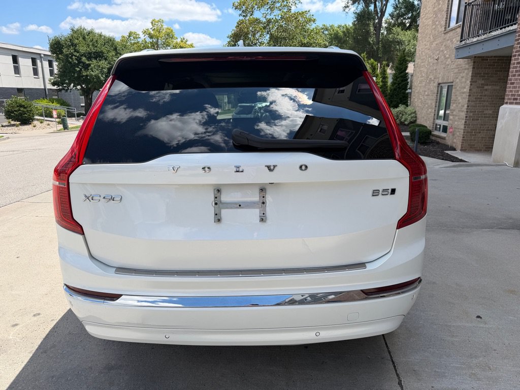 Used 2024 Volvo XC90 B5 Core AWD/4WD image 6