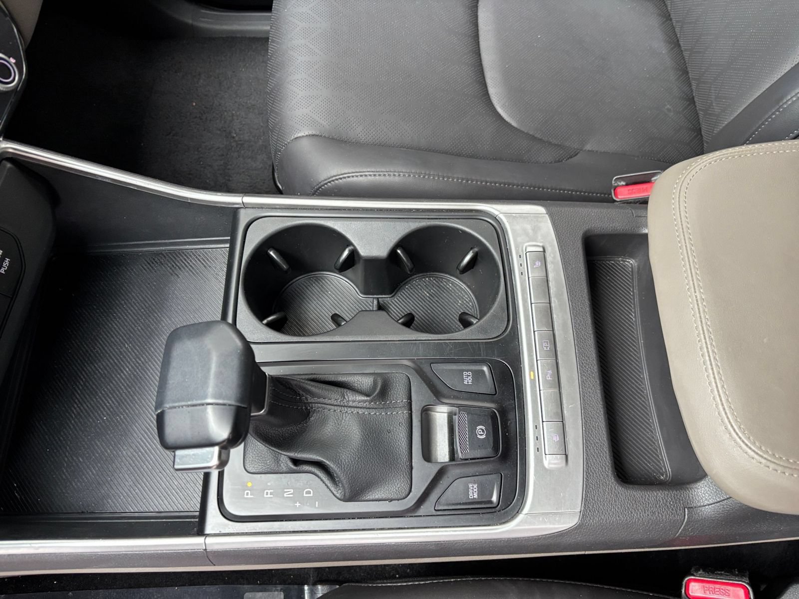 Used 2026 Kia Carnival FWD image 43